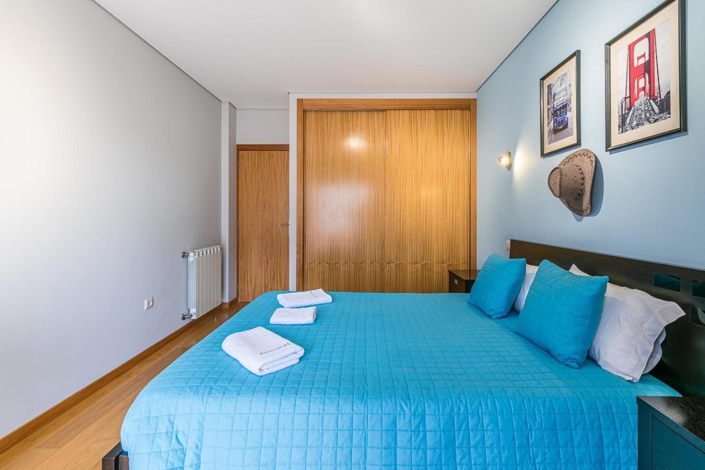 Guestready - Luxe Living By The Pool Lejlighed Póvoa de Varzim Eksteriør billede