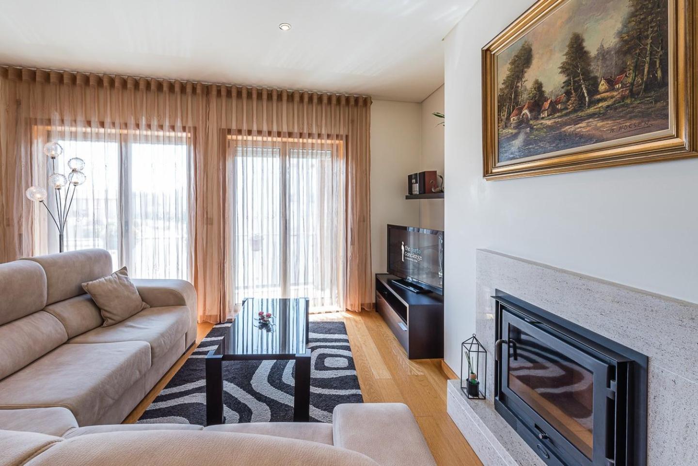 Guestready - Luxe Living By The Pool Lejlighed Póvoa de Varzim Eksteriør billede